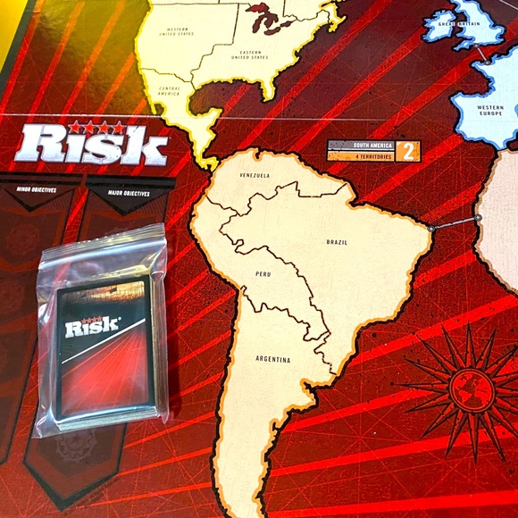 PARKER BROTHERS RISK BOARD GAME VTG 2008 THE GAME OF STRATEGIC CONQUEST HASBRO - Picture 6 of 16